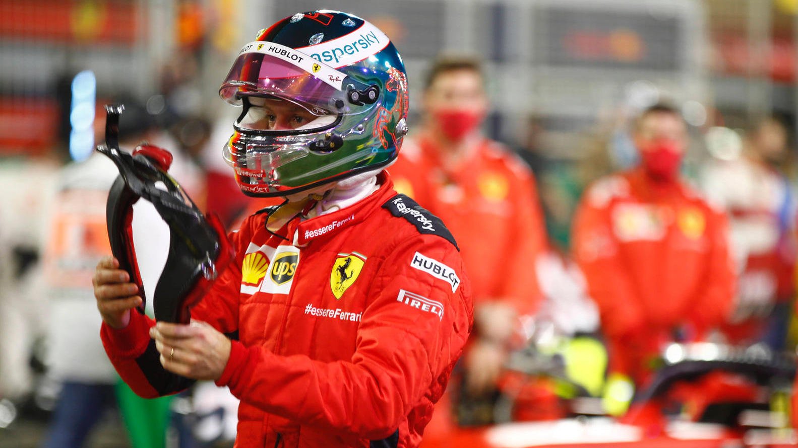 Sebastian Vettel zeigt sich mit neuer Frisur