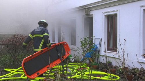 Toter bei Wohnungsbrand in Hamburg-Eimsbüttel gefunden