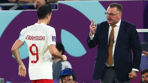 WM 2022 in Katar | Polnischer Trainer mit Spitze gegen DFB-Team