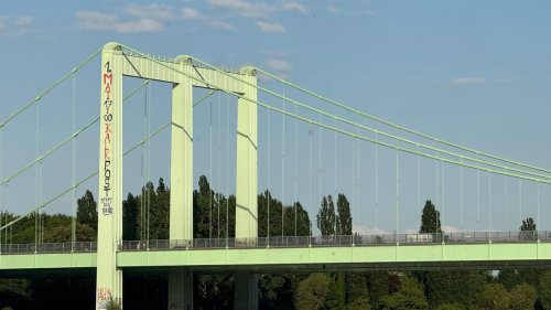 "Zerstörerisch": Bekannte Kölner Brücke beschmiert – fast 500.000 Euro Schaden