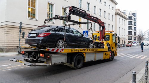 Auto weg am Parkplatz: So finden Sie es in fünf Minuten wieder
