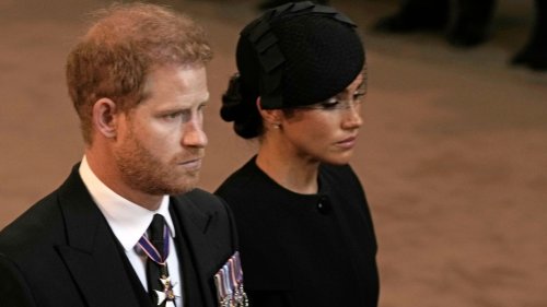 Prinz Harry und Herzogin Meghan: Droht den Royals nun Ärger mit Netflix?