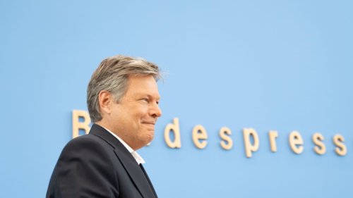 Habeck-Nachfolge: Wird Reiner Haseloff Wirtschaftsminister?