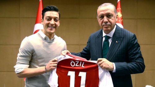 Fußballer als Fan: So äußert sich Mesut Özil nach Erdoğans Wahlsieg