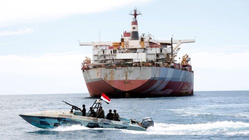 Öl-Tanker vor Jemen mit 1,1 Millionen Barrel Rohöl droht zu explodieren