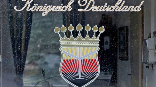 "Königreich Deutschland": So gefährlich ist die "Reichsbürger"-Gruppe