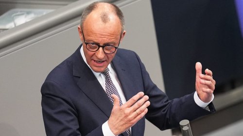 Papst Franziskus: CDU-Chef Merz sagt Teilnahme an Beisetzung ab