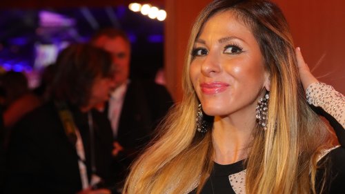 Gülcan Kamps: Moderatorin zeigt sich ungeschminkt – und reagiert auf Vorwurf