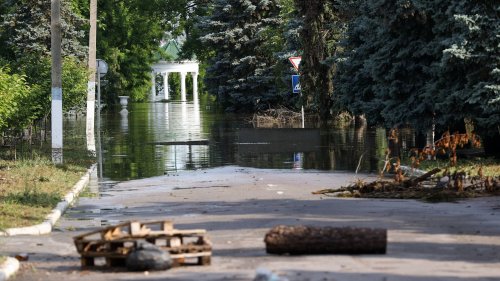 News zum Ukraine-Krieg | Nach Staudammbruch: Weitere Überschwemmungen möglich