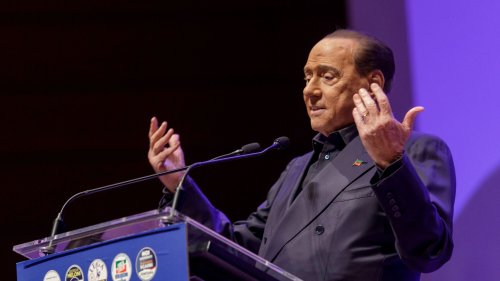 Italien: Ex-Ministerpräsident Silvio Berlusconi erneut im Krankenhaus