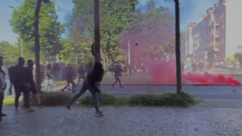 "Tag X"-Demo in Leipzig: Viele Vermummte in Demozug – Lage spannt sich an