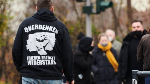 "Querdenker"-Lehrer verliert vor Gericht: Schüler darf ihn weiterhin so bezeichnen