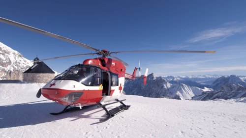 Lawinenunglück an der Zugspitze: Skitourengeher verschüttet