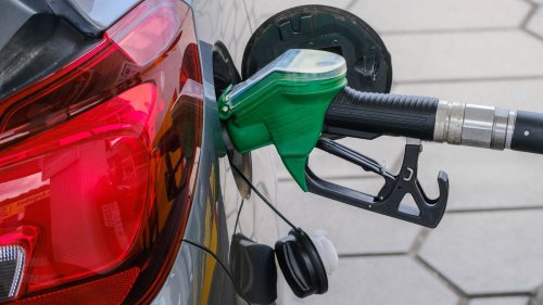 E-Fuels: Verträgt mein Auto den synthetischen Kraftstoff?