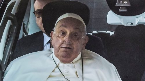 Zustand von Papst Franziskus kritisch: Vatikan plant Ostern ohne ihn