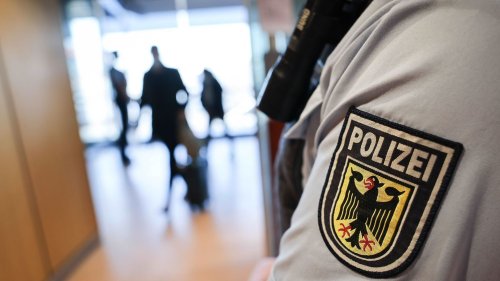 14-Jährige in Dortmund mit Männern unterwegs: Polizei stellt sie unter Schutz