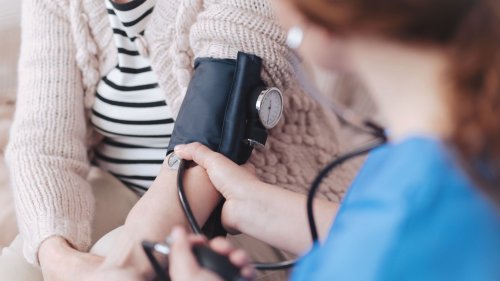 Krankenversicherung der Rentner: Diese Voraussetzung müssen Sie erfüllen