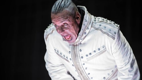 Rammstein: Kayla Shyx bestätigt Vorwürfe gegen Till Lindemann – "Wie Zombies"