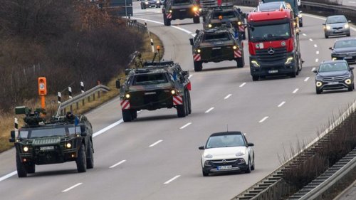 Großer Bundeswehr-Konvoi zieht durch Deutschland: Das steckt dahinter