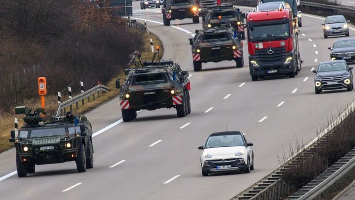 Großer Bundeswehr-Konvoi zieht durch Deutschland: Das steckt dahinter
