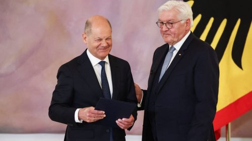 Bundespräsident Steinmeier entlässt alte Regierung offiziell