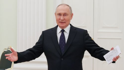 Russland: Wladimir Putin sagt ﻿LGBTQ den Kampf an