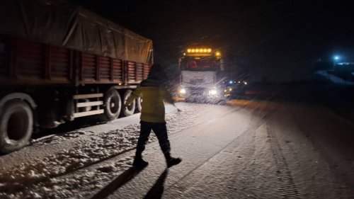 İki kentte daha okullara 1 günlük kar tatili