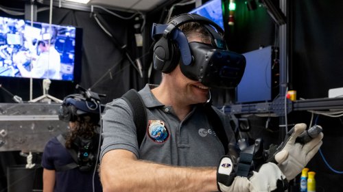 Aus dem All auf die Erde: ISS-Astronaut nutzt VR-Brille, um Natur zu erleben