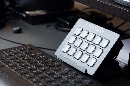 15 Tasten, unendliche Möglichkeiten: Wie das Elegato Stream Deck mein Homeoffice verändert hat