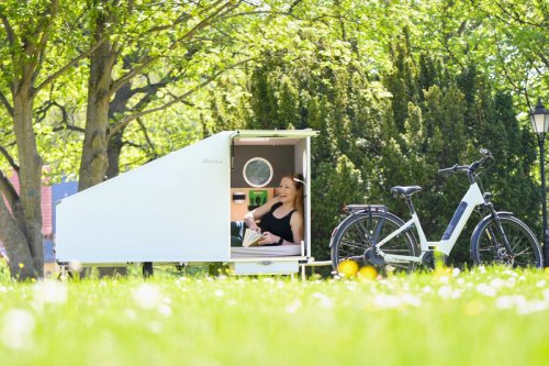 Camper und E-Bike kombiniert: Fahrrad-Wohnwagen aus Deutschland soll Camping grüner machen