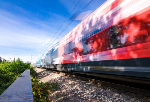 Bahn kündigt Verkaufsstart für 9-Euro-Ticket an – Bayern droht mit Blockade