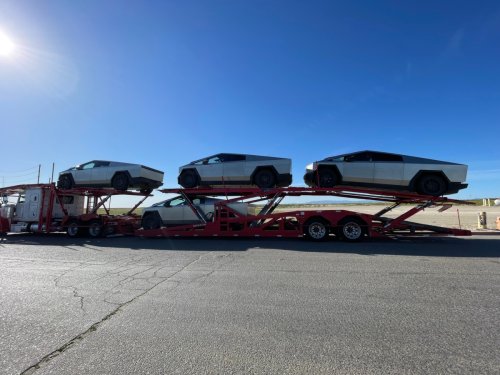 „Unzerstörbar“ war gestern: Tesla stoppt Cybertruck-Auslieferung wegen abfallender Teile