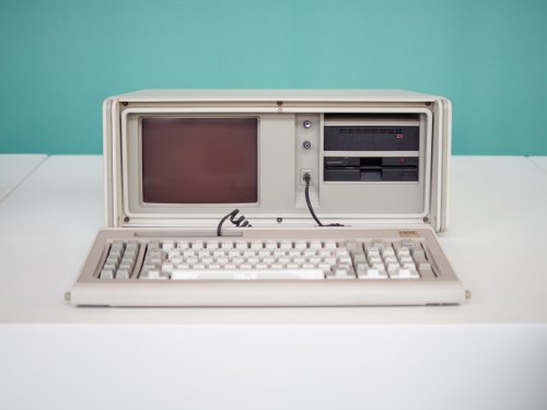 ChatGPT: Entwickler lässt KI-Tool auf MS-DOS laufen