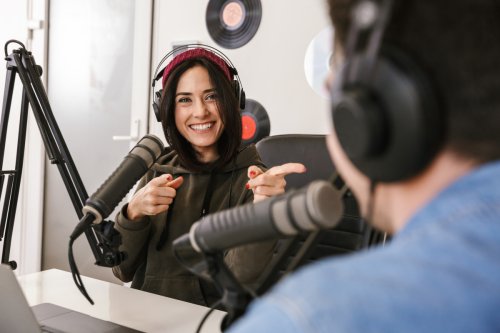 10 Business-Podcasts, die du kennen solltest