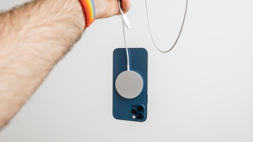 Ein iPhone ganz ohne Anschlüsse? Das sagt die EU dazu