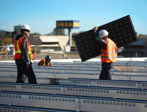 Ikea bietet jetzt komplette Photovoltaik-Anlagen und Wallboxen an
