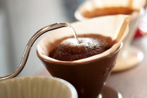 Guter Kaffee ohne Vollautomat und Siebträger – mit diesen Utensilien klappt’s