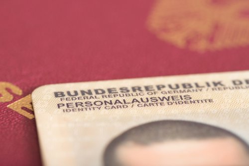 Digitale Passfotos werden Pflicht: Was die neue Regelung ab 1. Mai für dich bedeutet