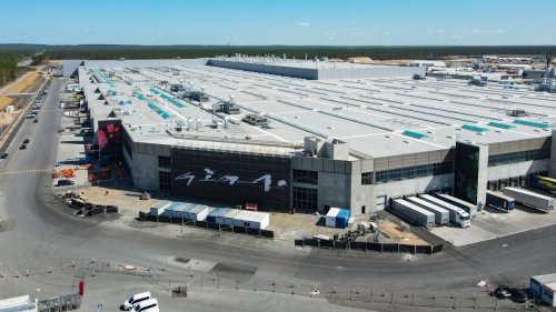 Tesla-Fabrik in Grünheide soll ausgebaut werden
