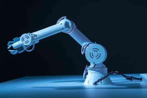 Robotik statt KI-Modelle: Warum Hugging Face jetzt einen günstigen Roboterarm anbietet