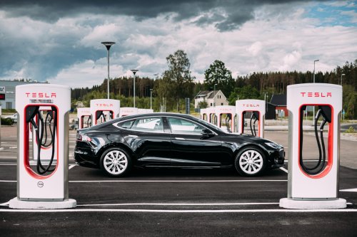 Feststoffzellen: Der Weg zum „Wunderakku“ für E-Autos ist laut Experten noch lang