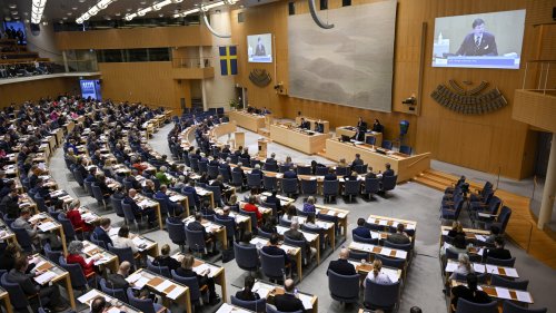 Schwedens Parlament stimmt für NATO-Beitritt