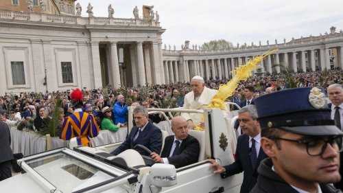 Genesener Papst hält Messe wie geplant