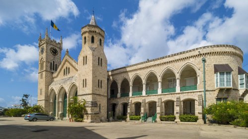 Barbados zieht Parlamentswahlen vor
