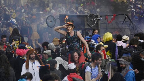 ++ Verstöße bei Karnevalsfeiern in Marseille ++