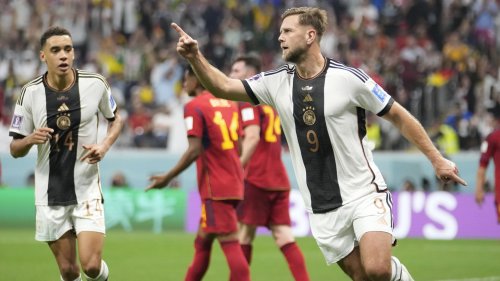 Deutschlands "Neun" mit der Nummer "9"