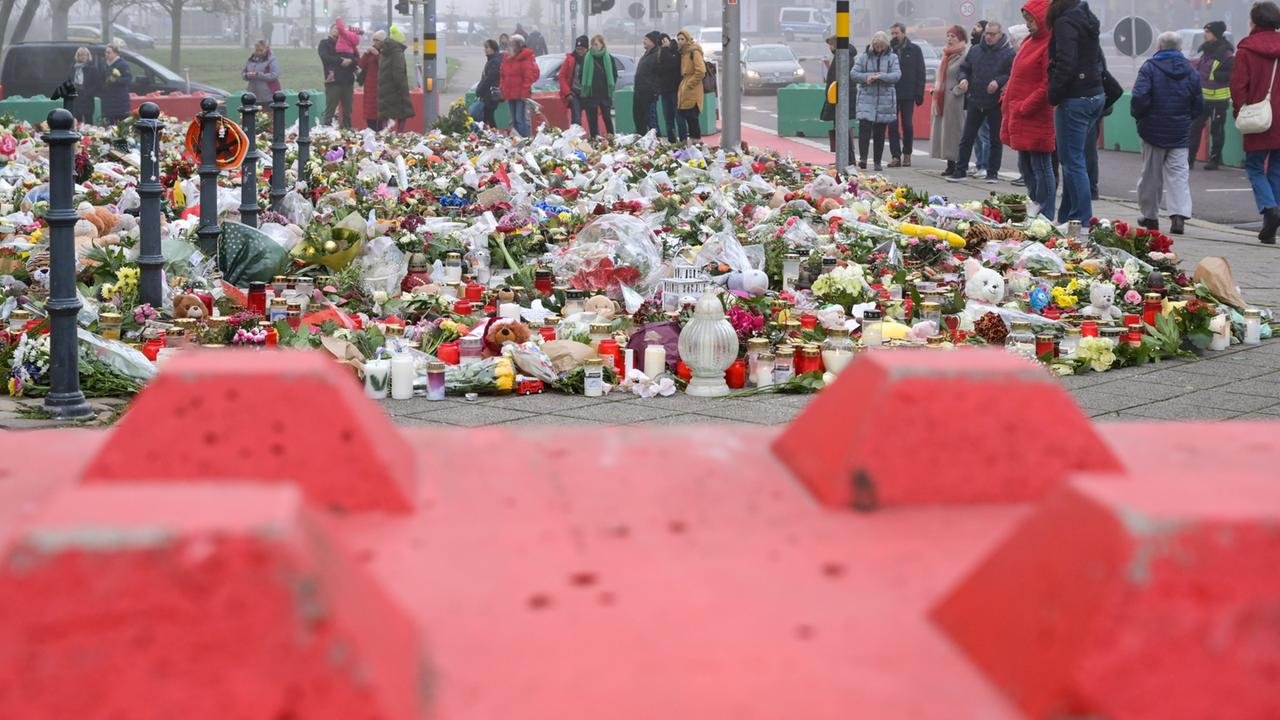 Söder fordert "Zeitenwende", SPD will genaue Aufklärung