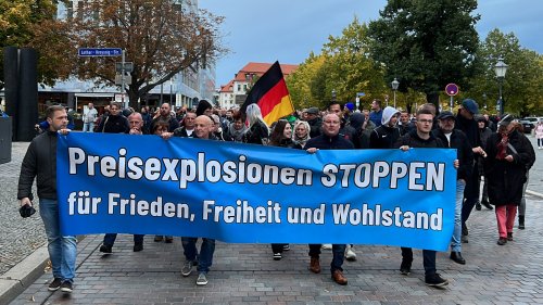 Erneut Proteste in ostdeutschen Bundesländern