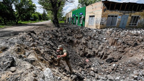 ++ Ukrainische Truppen im Donbass in schwieriger Lage ++