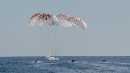 Gestrandete Astronauten zurück auf der Erde